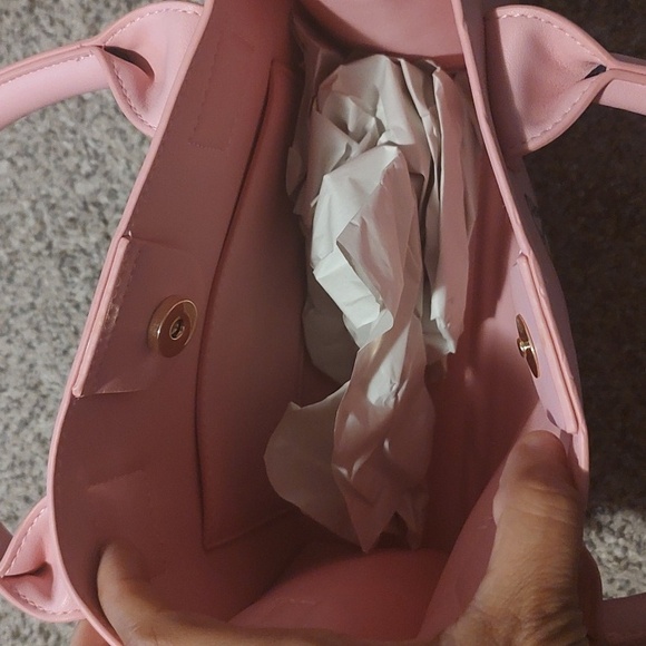 Pink Butterfly Handbag - Picture 2 of 6